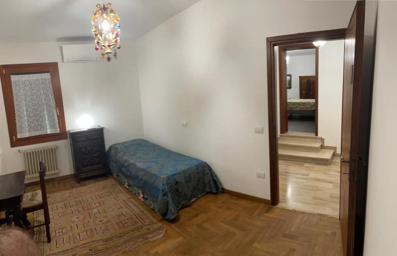 Villa Iside Chirignago-Zelarino ภายนอก รูปภาพ